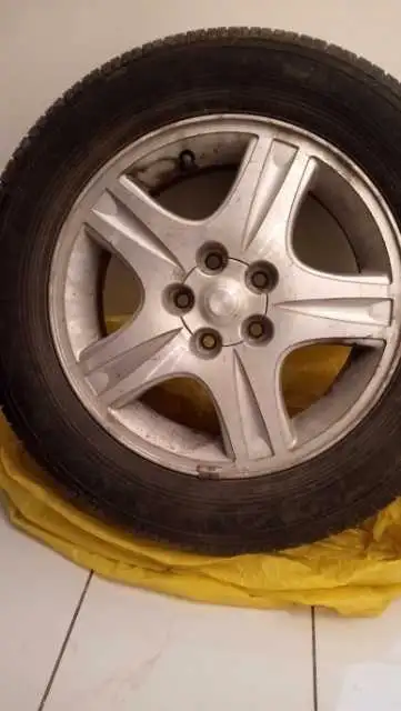 16"rims Aluminum Alloy Steel with tires These items are used in good quality condition •16"rims Alum...