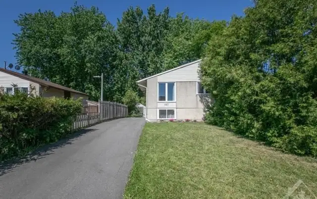 2 Beds 1 Bath Apatment for Rent in Kanata PAY HALF PRICE!!!! in Long Term Rentals in Ottawa - Image 2