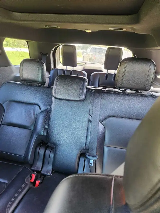Ford Explorer XLT537996756235079688