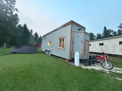 We’re a family that lives in a RV/ tiny house looking for new pad rental on an acreage south or west...