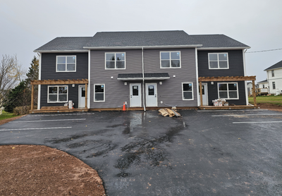 Features: - Large, Bright, Second Floor Unit: Suitable for small families or professional couples -...