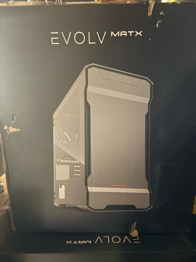 Phanteks EVOLV MATX in System Components in Markham / York Region - Image 4