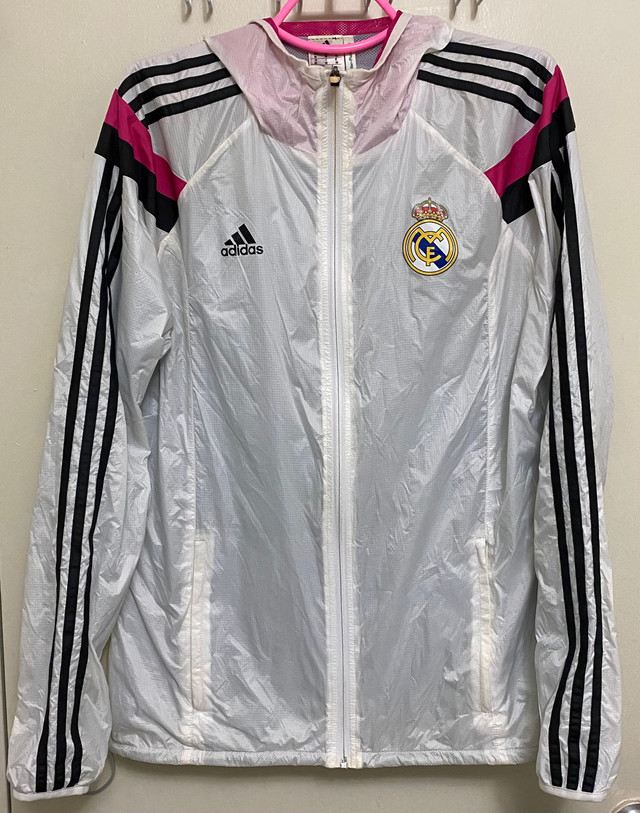 Real Madrid jacket in Soccer in City of Toronto