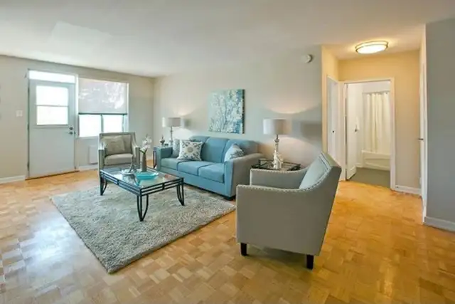 ONE-BEDROOM Available March 1st with a Stunning 7th-Floor View