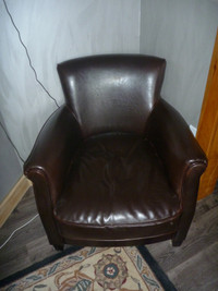 leather bucket chair