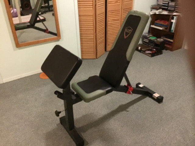 Weight bench.REDUCED!!! in Exercise Equipment in Corner Brook - Image 2