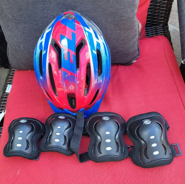 Bell Blast BO364C Child Bike Helmet Set, Elbow and Knee  in Kids in Oakville / Halton Region - Image 5