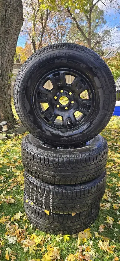 Vehicles with 6×139.7 bolt pattern: Toyota Tacoma (1999-2024) Toyota 4Runner (1999-2024) Toyota Tund...