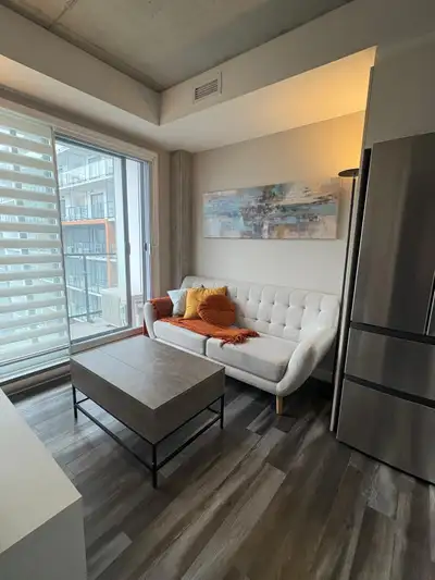 Condo 3½ Meublé avec Stationnement - 2 semaines Gratuites