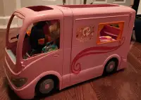 Barbie bus / RV avec accessories et meubles IKEA et