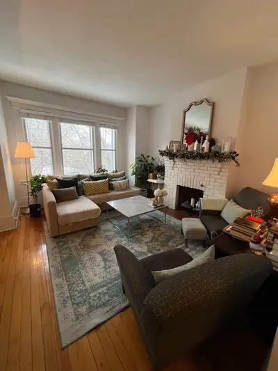 Bright 2 bedroom 2 bath and 2 offices