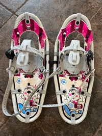 Kids Snowshoes, Poles and Bag