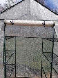 Walk-in Greenhouse, New condition 