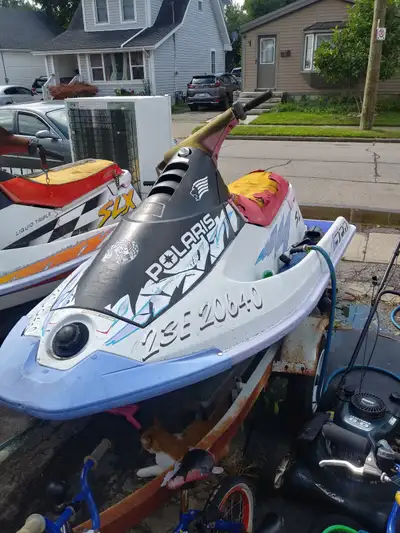 1994 SL750 Cranks/fires with gas down carb Ran well 10 years ago when parked. Vessel permit in my na...