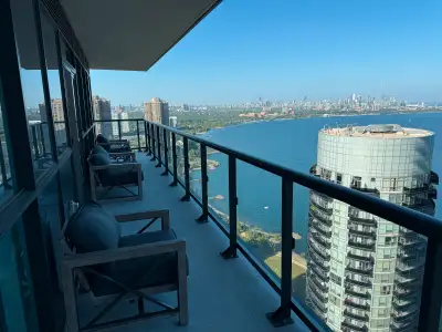 Short/Long Term Furnished 2 Bed & Den Water View Condo