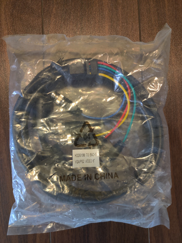 BNC-5 to VGA cable, 6 feet in Cables & Connectors in City of Toronto
