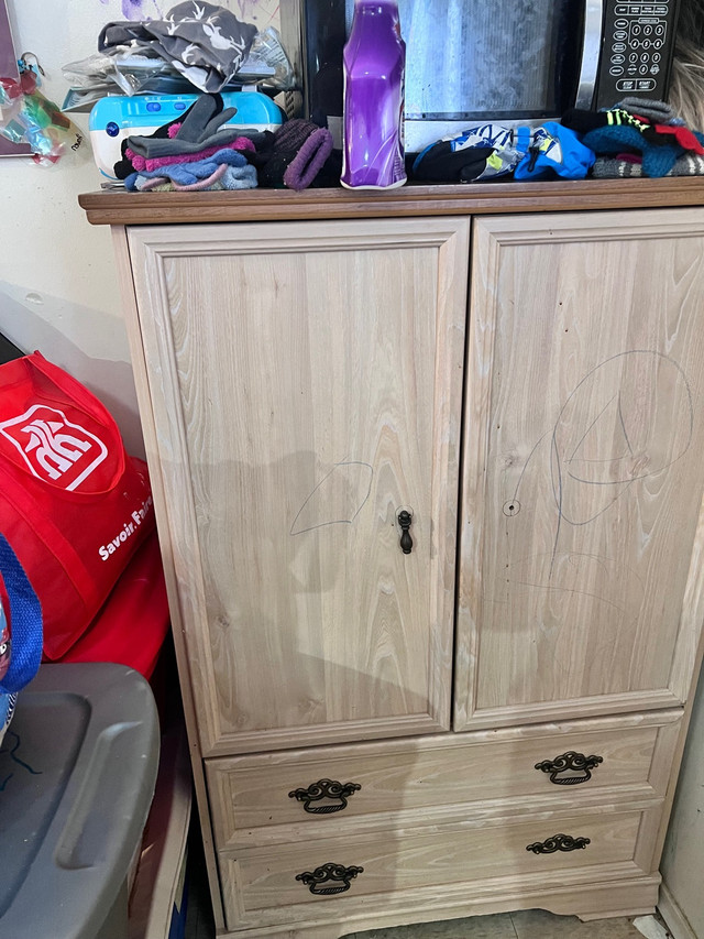 Cabinet/dresser in Dressers & Wardrobes in Sudbury