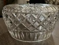 Crystal Centerpiece Bowl With Lid 7 Inch Diameter