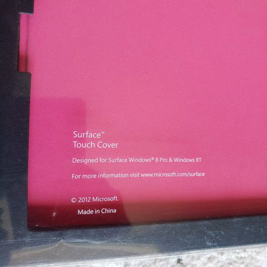 Microsoft windows Surface RT PRO 2 Touch Cover type  keyboard in iPads & Tablets in City of Toronto - Image 2