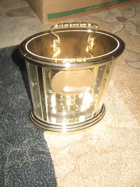 Bulova Westminster Table Clock with Batteries in Home Décor & Accents in Ottawa - Image 6