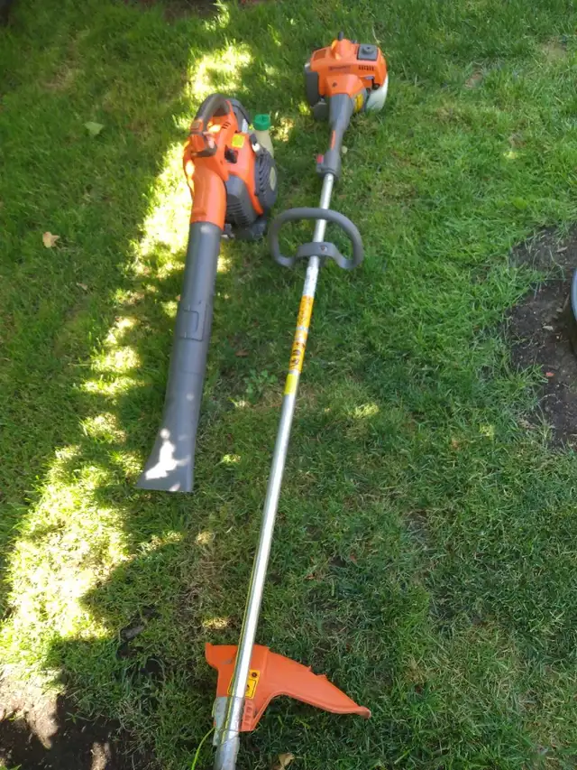 HUSQVARNA TRIMMER AND BLOWER in Lawnmowers & Leaf Blowers in Windsor Region - Image 7