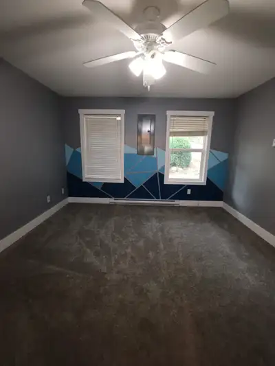 Private bedroom rental in a 4bed 2bath suite of a house. One bedroom is currently available to rent....