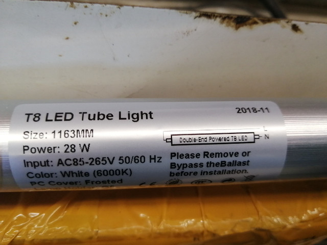 LED T8 Replacement Bulbs in Garage Sales in Hamilton