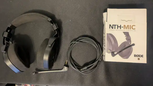 Rode NTH100 headphones, mic and extras in Pro Audio & Recording Equipment in Mississauga / Peel Region - Image 3