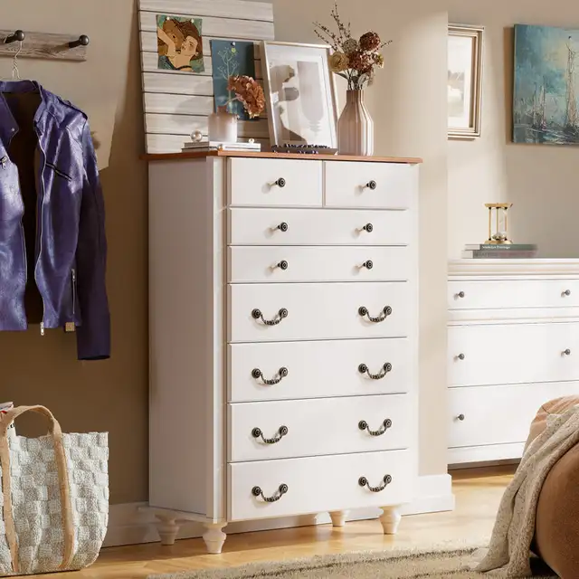Beautiful 8 Drawer Dresser, heavy duty wardrobe  in Dressers & Wardrobes in Markham / York Region - Image 4