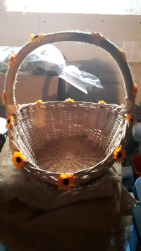 Large sunflower Basket