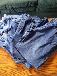 4 Pairs Like NEW(worn twice) Men's Mountain Ridge Jeans ...38/30