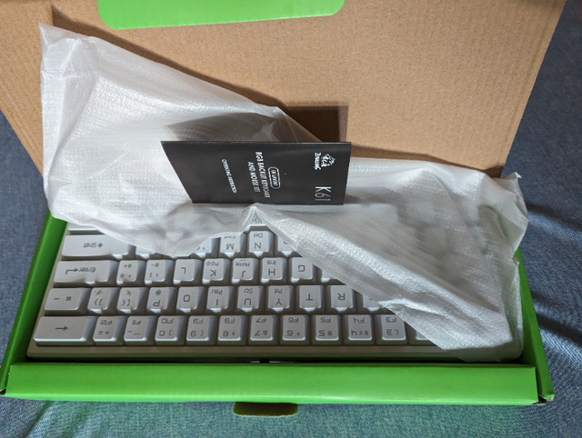ZIYOU LANG K61  Gaming Keyboard Mini Portable with Rainbow RGB in Mice, Keyboards & Webcams in Belleville - Image 2