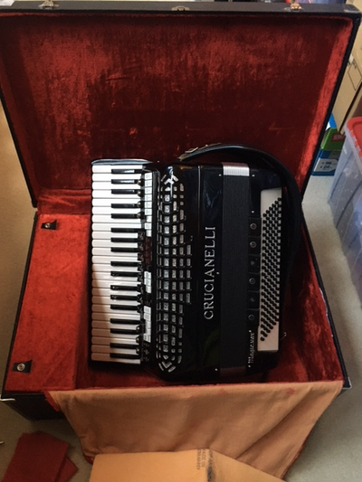 Crucianelli Electronic/Acoustic Accordion, View more