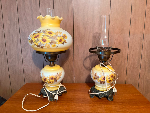 2 lampes de chambre dans Éclairage intérieur et plafonniers  à Laurentides - Image 2