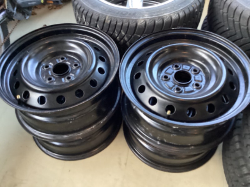 16 in Steel Wheel rims for Toyota Corolla.. Like new 25 each Tires