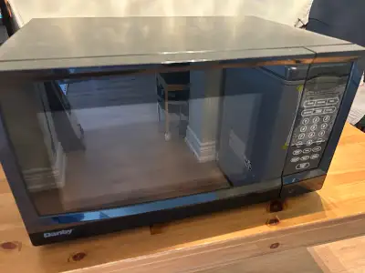 Danby Microwave 1000W, View more