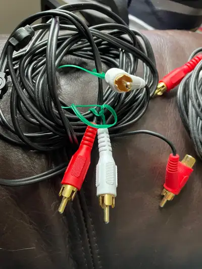 Specialty Dual RCA to Dual Piggyback RCA, View more