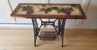 Table console artisanale  bois peint et métal