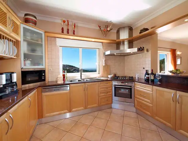 Algarve Portugal, Luxury Villa for Rent, Superb Coastal Views, in Other Countries in Canada - Image 11