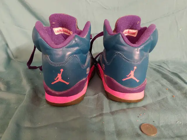 Air Jordan vintage in Men's Shoes in Laval / North Shore - Image 8