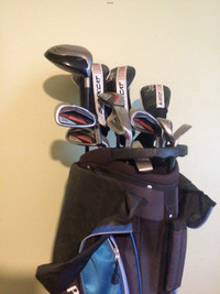 Ensemble de golf complet Tiger Shark/Taylormade golf clubs 