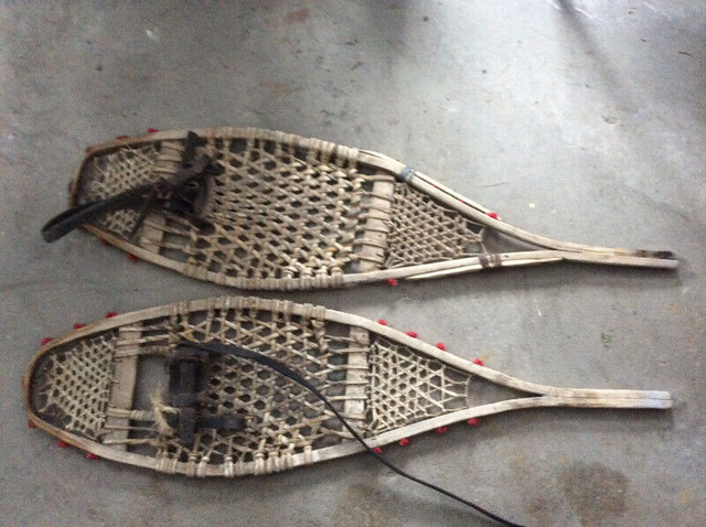 Ojibwa Vintage Snowshoe in Arts & Collectibles in Fredericton