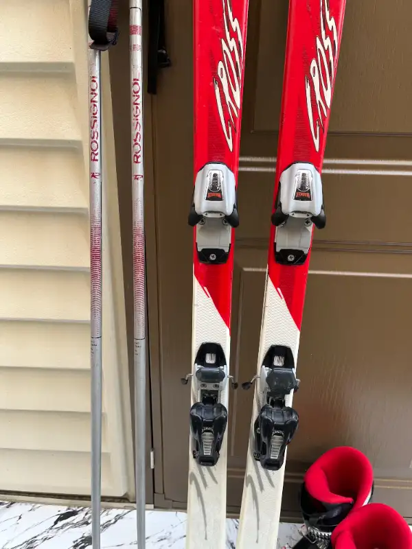 150 Dynostar ski with boots, poles . sold  in Ski in Markham / York Region - Image 3