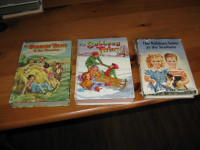 BOBBSEY TWINS / HAPPY HOLLISTERS  - vintage books