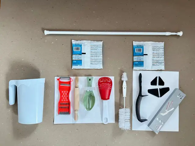 Moving sale: one dollar items in Kitchen & Dining Wares in City of Toronto - Image 3