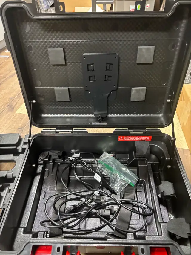 Armorr GAMERSBOX Portable Gaming Monitor( monitor is not include in Other in Cambridge - Image 2