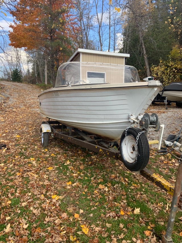 Boat and trailer Powerboats & Motorboats Ottawa Kijiji