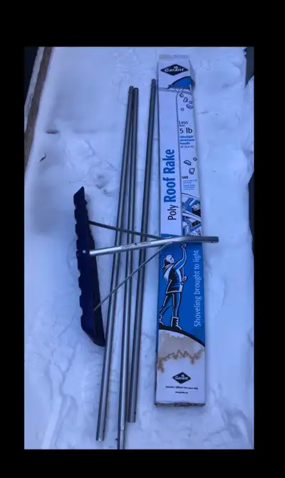 Garant 16ft Snow roof rake shovel was barely used in vgc. Might partial trade for a sleigh style sho...
