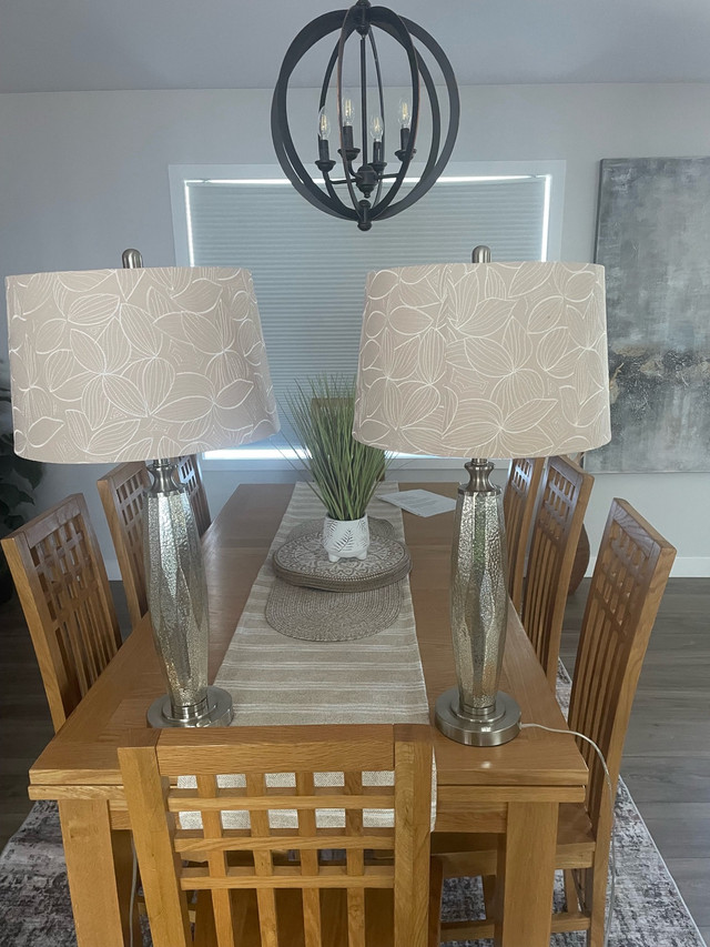 2 beautiful  matching Bedroom lamps in Other in Sarnia