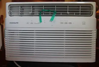 FRIGIDAIRE 6000 BTU AIR CONDITIONER (AS NEW), View more